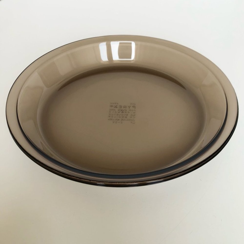 Pyrex 209 Brown Tinted Glass Pie Pan Plate 9”